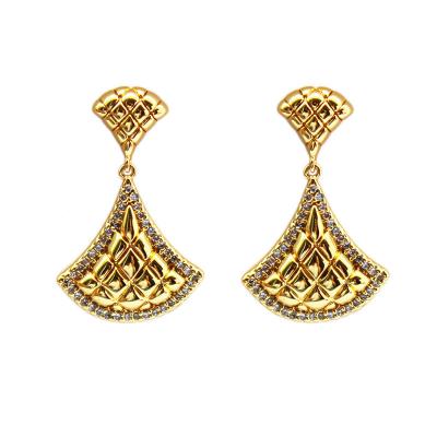 China Creative Vintage Retro Gold Plated Micro Helix Copper Cubic Zirconia Chunky Plaid Earrings Stud for sale