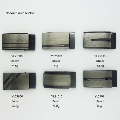 China Car Shown Or Wholesale Customized 34MM Zinc Alloy Automatic Buckle Business Belt Buckle No Tooth Automatic Belt Buckle for sale