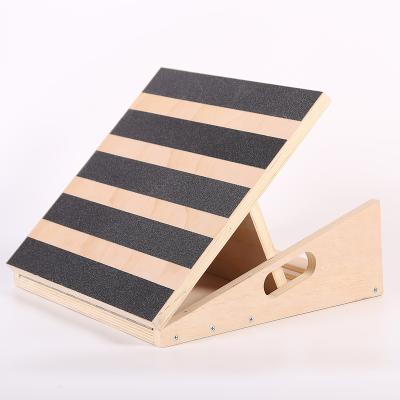 China Durable Home Use Latest Version Foot Correction Wooden Plate Stretching Yoga Pedal Board for sale