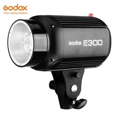 China Godox E300 photography studio strobe photo flash with control 300W studio light wireless port for small shoot E300 products for sale