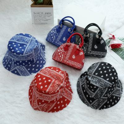 China Unique brand name girls purses and handbags fashionable custom made ladies waterproof small women's purses for sale