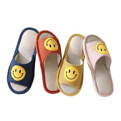 China New Style Smiley Face Fashion Trend Style Home Slippers Flat Backdrop Indoor Comfort Non-slip Open Toe Couples Shoes Summer Sandals for sale