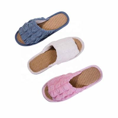 China Summer Fashion Trend Spring Spring Anti Slip Soft Comfortable Canvas Durable Home Open Toe Slippers For Women for sale