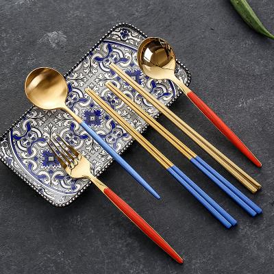 China Viable Porcelain Metal Tableware Set Stainless Steel Metal Spoon Chopsticks Fork Wholesale Customization for sale