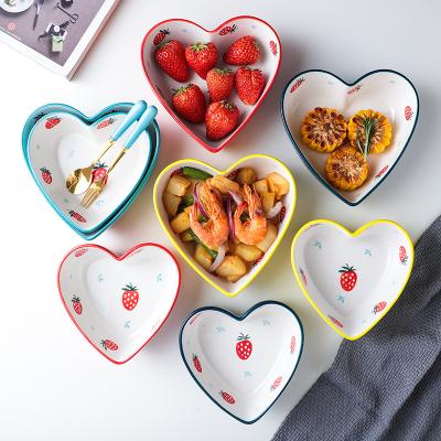 China Sustainable small cool peach heart bowl with novel shape and beautiful style can be put into microblog stove for sale