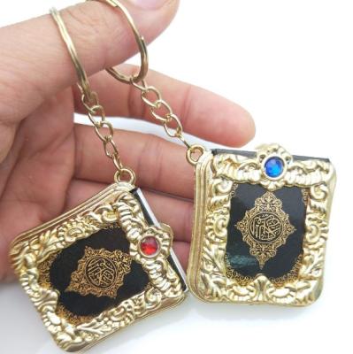 China Wholesale Muslim Islamic Religious Crafts Gift Mini Islam Gift Favors Al Quran Al Quran Plastic Key Chain for sale