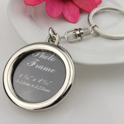 China Advertising Promotion/Gifts 2022 New Custom One Piece Metal Picture Frame Different Shape Western Key Chain For Women for sale