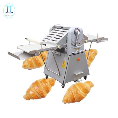 China Reversible Bakery Electric Power Source Pizza Use Dough Sheeter For Pizza for sale