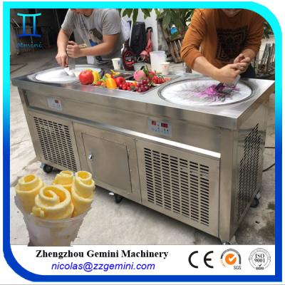 China Temperature Setting And Control 50cm Round Double Pans With 10 Cooling Barrels / Tanks Thai Fried Ice Cream Machine for sale