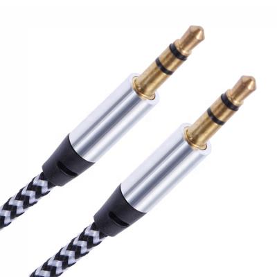 China Custom High Quality DVD Player Audio 3.5mm Male To 3.5mm Metal Shell Audio Female Nylon Braided Gold Plated Audio Cable for sale