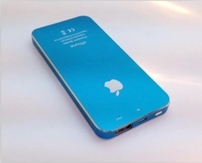 China Aluminium ultra thin Rechargeable Power Bank professional for Iphone for sale