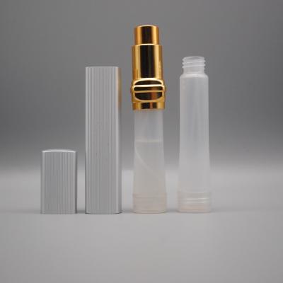 China 2021 New Personal Care MUB Perfume Bottle With Metal Case , 10ml Can Refillable From Bottom Atomizer Bottle for sale