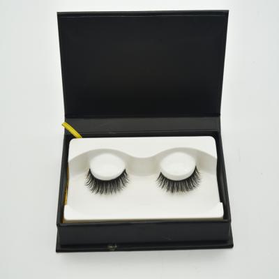 China Sale 3D Soft Whole Premium Silk Lashes Banana Silk Licks for sale