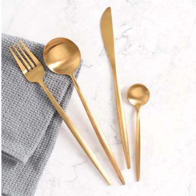 China Sustainable Luxury Silverware Flatware Set 18/10 Food Grade Stainless Steel Gold Flatware Set for sale