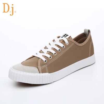 China Low Lace Up Fashion Men Casual Canvas Shoes for sale