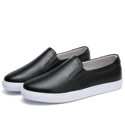 China Loafers Flat Bottom Women's Comfortable Genuine Leather Slip-on Casual Shoes for sale