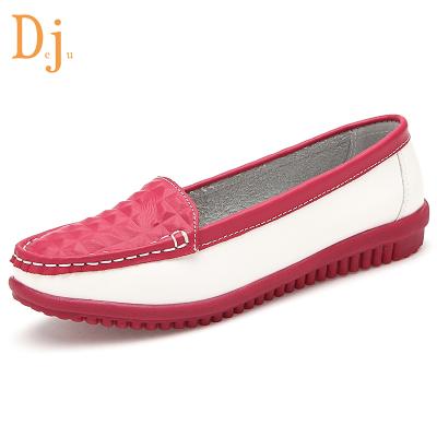 China Fashion Cowhide Slip On Women Love Flat Shoes for sale