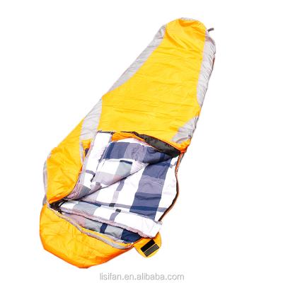 China Military Type Extreme Cold Yellow Sleeping Bag Mummy Season Relief Sleeping Mummy Bags 4 for sale