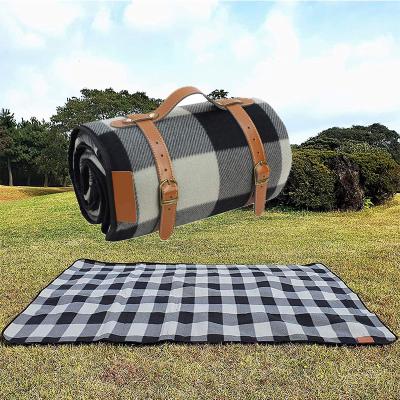 China Outdoor Camping Hiking Beach Mat Traveling Stakes Roll Up Travel Blanket Picnic Accessories Picnic Mats With Leather Strap Covering for sale