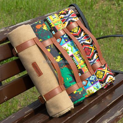 China 2021 New Cotton Durable 100% Cotton Straw Mat Picnic Straw Mat PU Strap Outdoor Camping Hiking Traveling Waterproof Blanket for sale