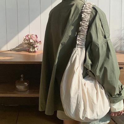 China Fashion Light Weight Shopping Bag Eco-friendly Creative Shoulder Bag Over Size Solid Color Canvas Travel Tote Bags for sale