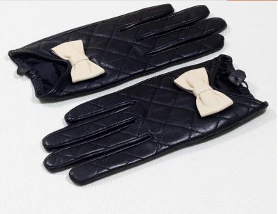 China New Style ZF5042 Plain Lady Washed Fashion PU Gloves for sale