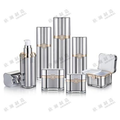 China BEAUTY PACKAGING Unique Design Fashion Luxury Airless Lotion Pump Bottle Special Clover Shape for sale