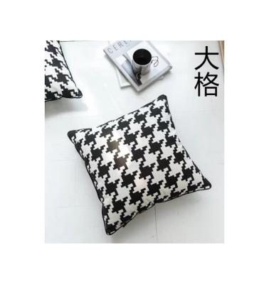 China Cotton Plaid Pillow Pure Cozy Stripe Design Cozy Stylish Warm Plaids for sale