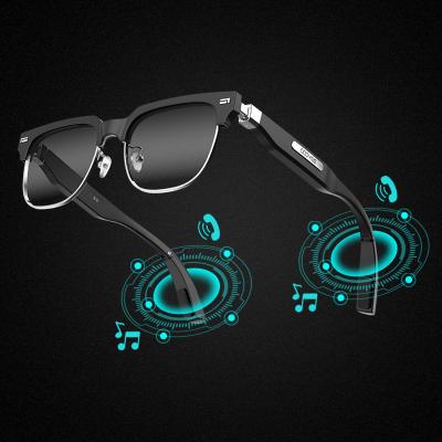 China Perfect Sound Glass Bone Conduction Headphone 2 in 1 Headphone Sunglasses Wireless Earphone for sale