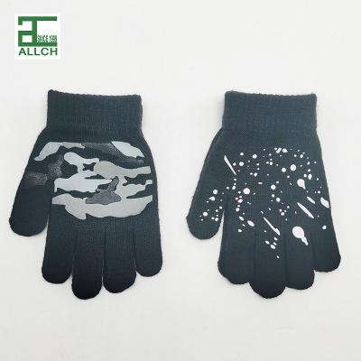 China ALLCH Heat Boys Stretch Camouflage and Paint Magic Gripper Gloves Knitted Stretchy Warm Magic Gloves for sale