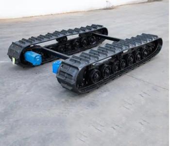 China Strong Wheels Rubber Crawler Track Undercarriage For Water Borehole Drilling Machinery for sale