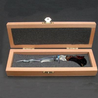 China Recycled Materials Wooden Knife Packing Gift Box With EVA Lining Luxury Gift Wooden Box for sale