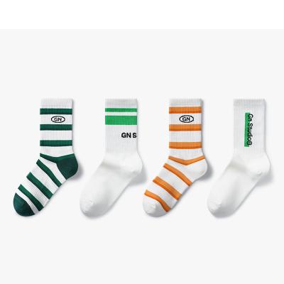 China Gently 2022 summer calf custom socks mid brand algodon personality medias street wear couples sports stockings cotton for sale