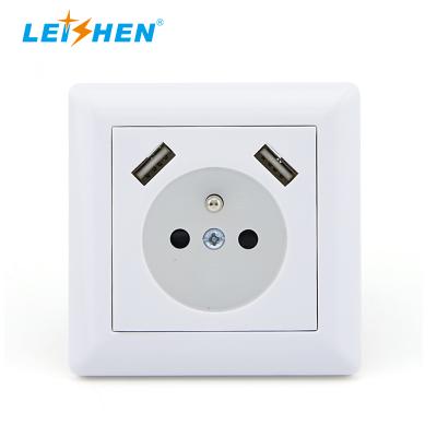 China AC Wall Power Schuko Factory Price 250V 16A France Type Residential / General Purpose Electrical Outlet 5V 2.8A Dual USB Phone Charger for sale