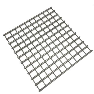 China Metal Mesh Hanging Photos Grids Corrosion Resistance Grid Pictures Wall Iron Wire for Decor for sale