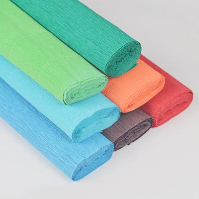 China Manufacturers Moisture Proof Custom Colored Crepe Paper Roll Flower for sale