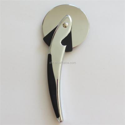 China pizza cutter shark style stainless steel pizza wheels/pizza knife/pizza cutter for sale