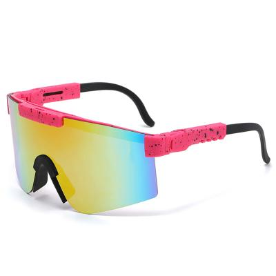 China Hot Selling Fashion Sports Sunglasses Men Women UV400 Protection Outdoor Cycling Running Eyewear 183 for sale