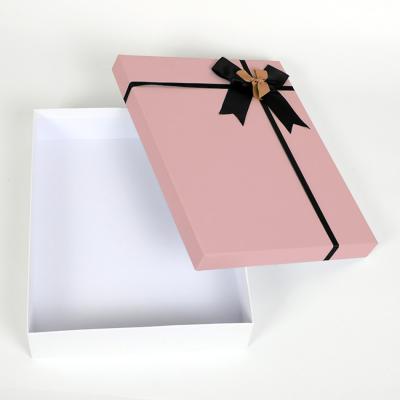 China Recyclable Packaging Gift Wrapping Paper Food Drawer Tie Eyelash Lunch Package With Window Bow Foldable Custom Wholesalebow Boxes Take Paper Box for sale