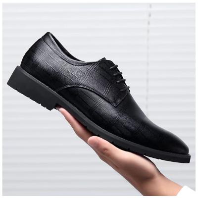 China Durable Stylish Men S Shoes For Men Wedding Casual Shoes Big Stone Pattern Fashion Hot Selling Genuine Leather Luxury Trend for sale