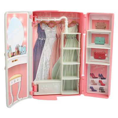 China Miniature Doll Accessories 31 Pcs Doll House Accessories Wardrobe Dress Up Doll Accessories for sale