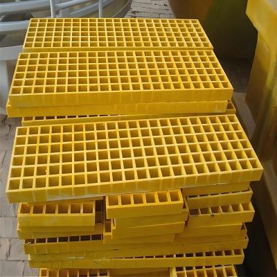 China FRP Molded Fiberglass Walkway Grating Manufacturer for sale