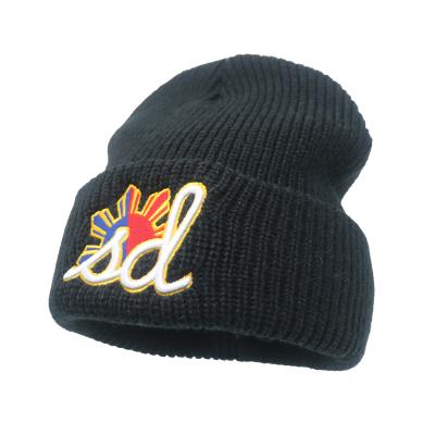 China Custom Schwarze 3D-Bräucherei Beanie zu verkaufen