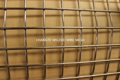 China Galvanized Powder Coated Welded Wire Mesh Panels 30 X 30 Mm Hole Fit Guarding for sale