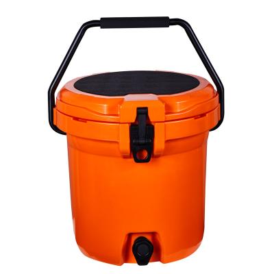 China 2021 High Quality Waterproof Bucket Cooler For Cold Drinks Camping Cooler Bucket for sale