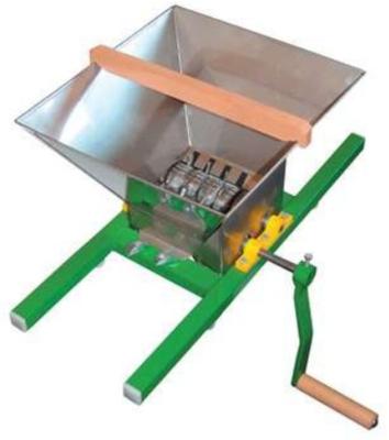 China High Efficiency Homemade Manual Grape Crusher Apple Crusher Fruit Crusher for sale