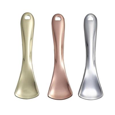 China Metal Eye Cream Mini Spoon For Eye Cream Cosmetic Spatula Curved Scoop Gold Eye Cream Stick Eye Cream Stick Beauty Scoop for sale