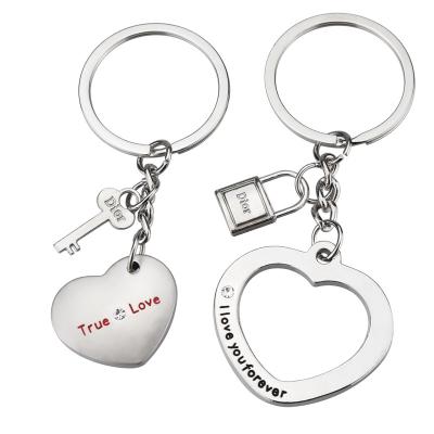 China Sports awards souvenir (a pair) I love U heart-shaped lock key and couple key chain in your heart couple gifts new product creative ideas 2022 new for sale