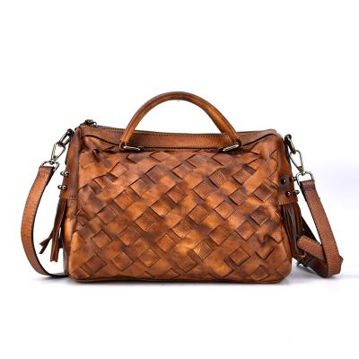 China Vintage Vintage Genuine Leather Woven Handbags For Women Ladies for sale