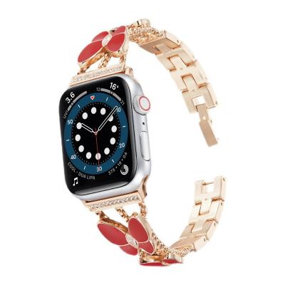 China Stainless Steel Watch Band Fashion Clover Design Metal Stainless Steel Gold Silvery Watch Chain For iWatch 4 5 6 SE Girls Watch Band Strap for sale